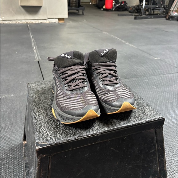 R.A.D R-1 Running Shoes - Picture 2 of 5